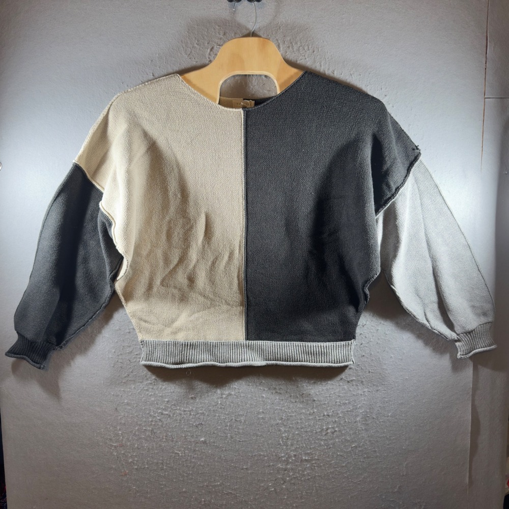 3030 | NWT Promesa Colorblock Oversized Knit Sweater Gray Cream Women S